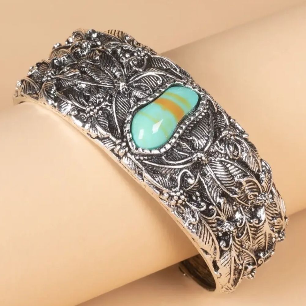 Hand crafted Vintage Style Open Cuff Bangle